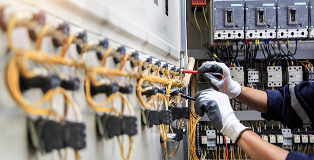 Professional Electrician technician working in Blue Point, NY